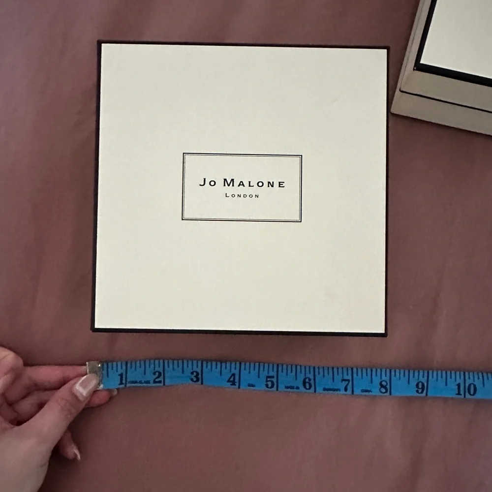 Jo Malone London Gift Box Bundle